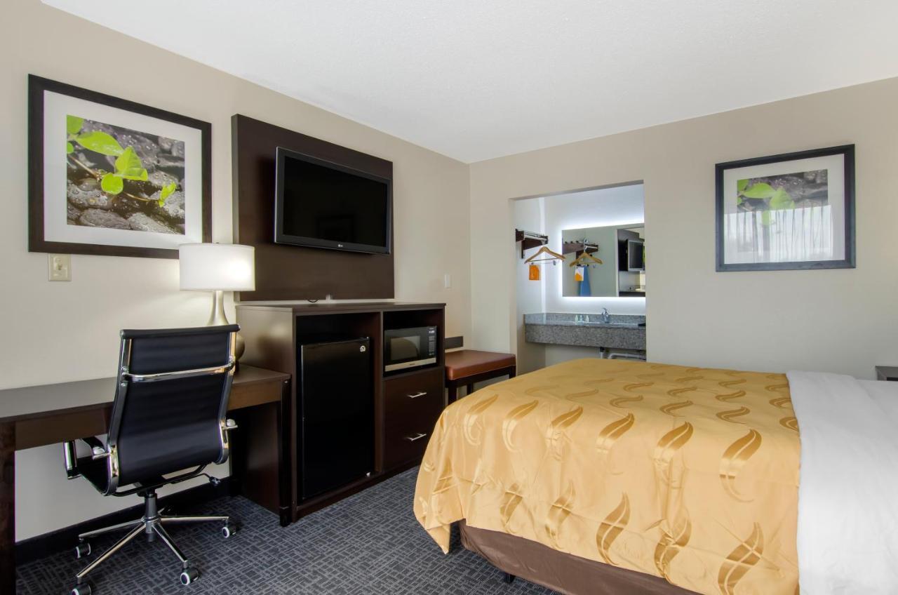 Quality Inn Verona - Staunton North Экстерьер фото