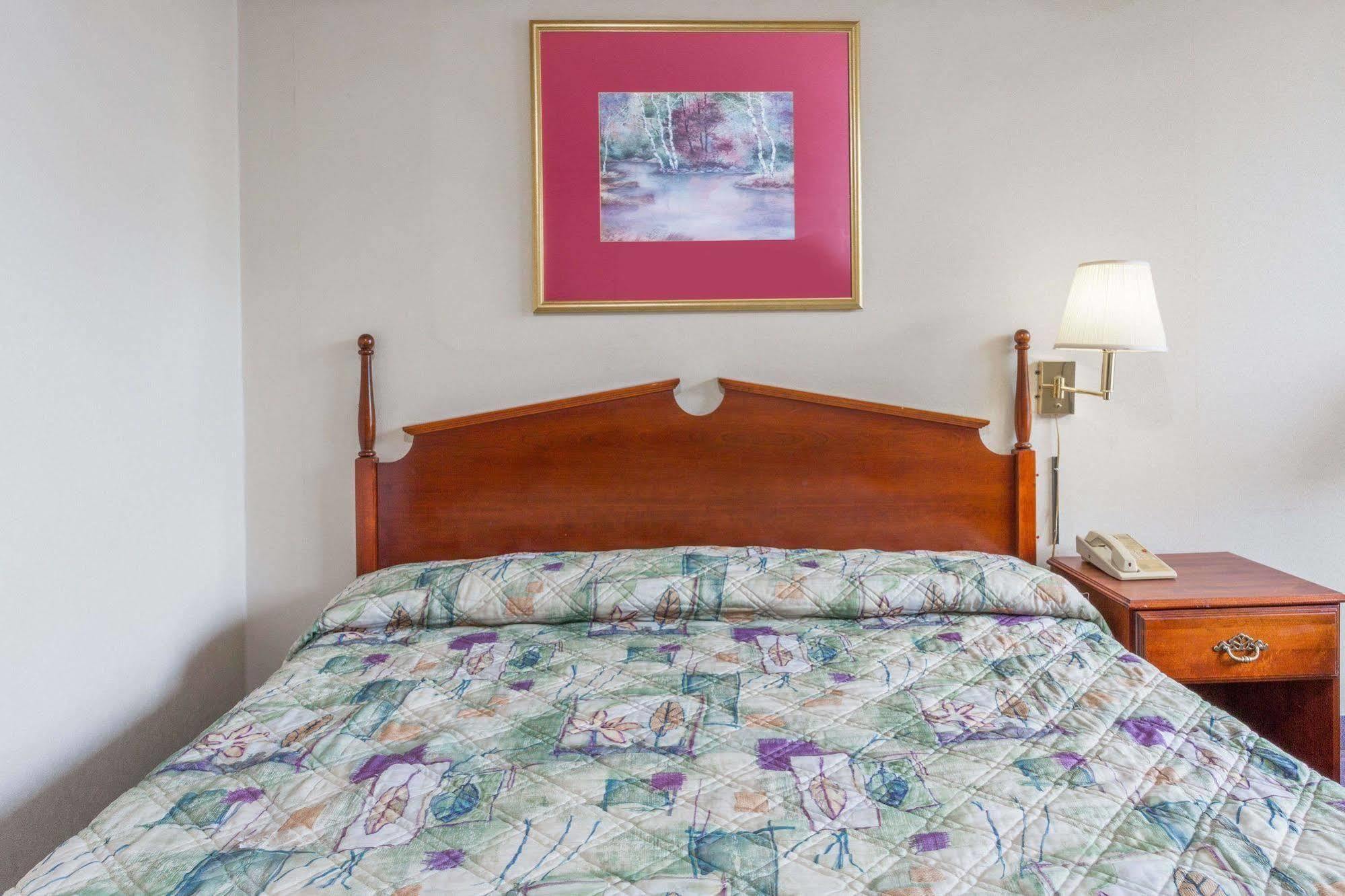 Quality Inn Verona - Staunton North Экстерьер фото